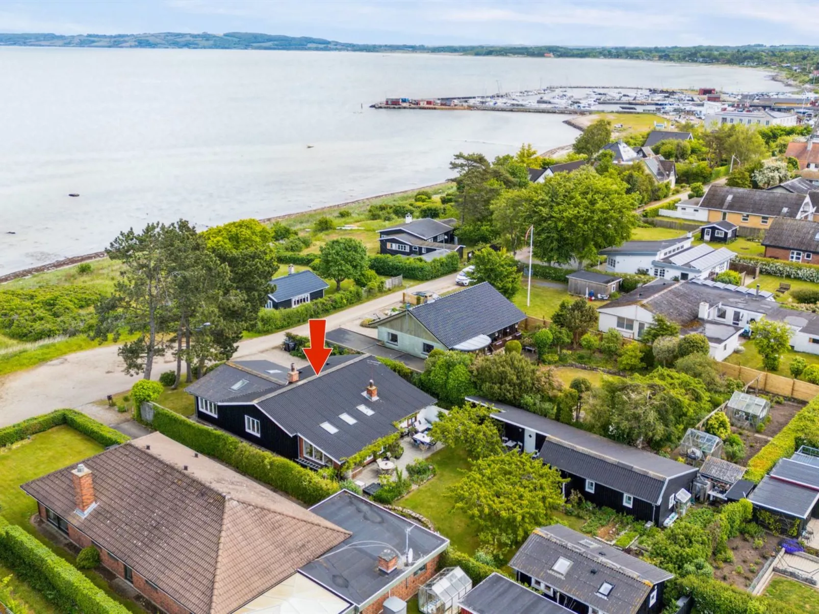 "Varma" - 25m from the sea-Buiten