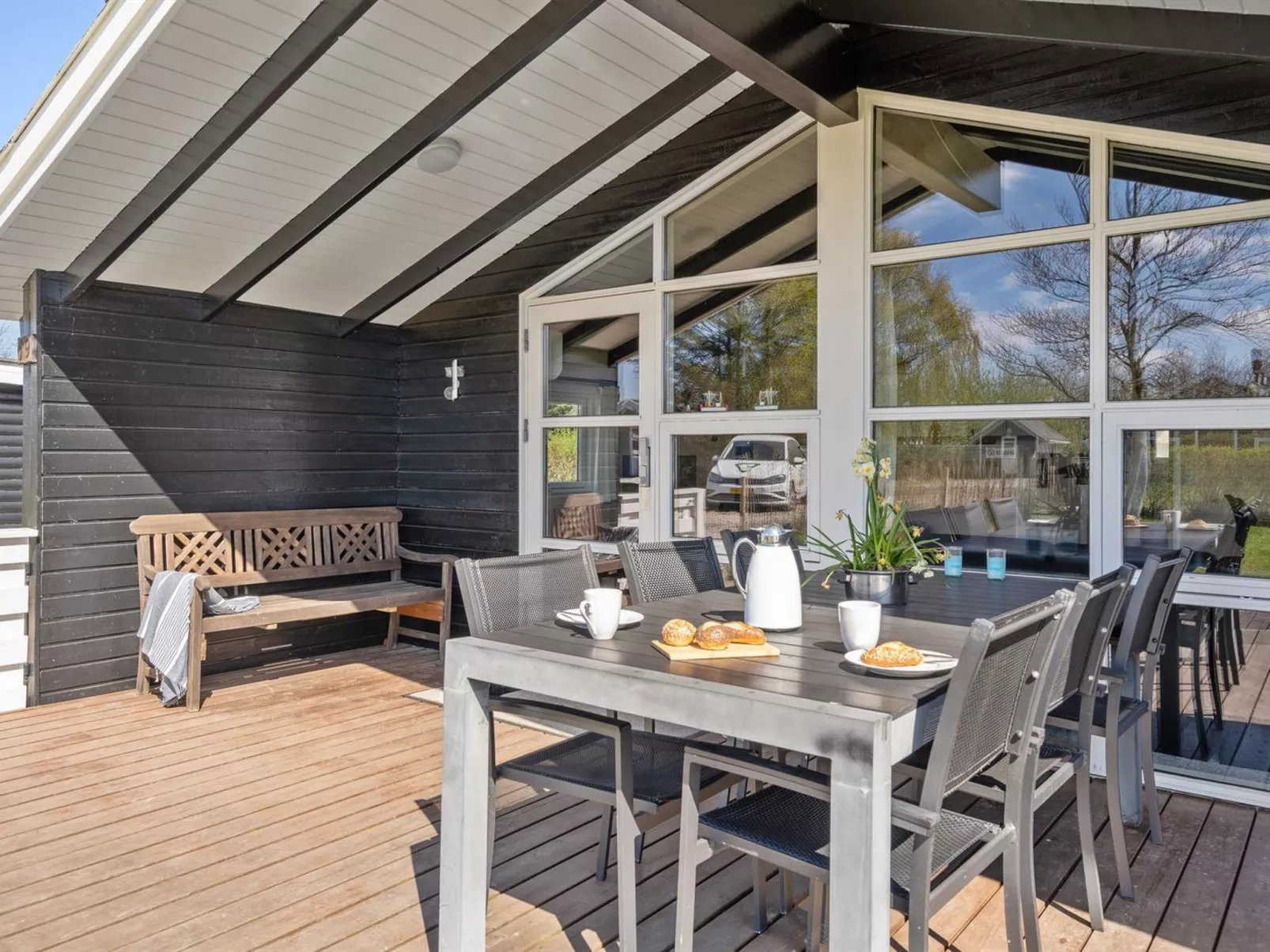 "Miikka" - 800m to the fjord-Buiten