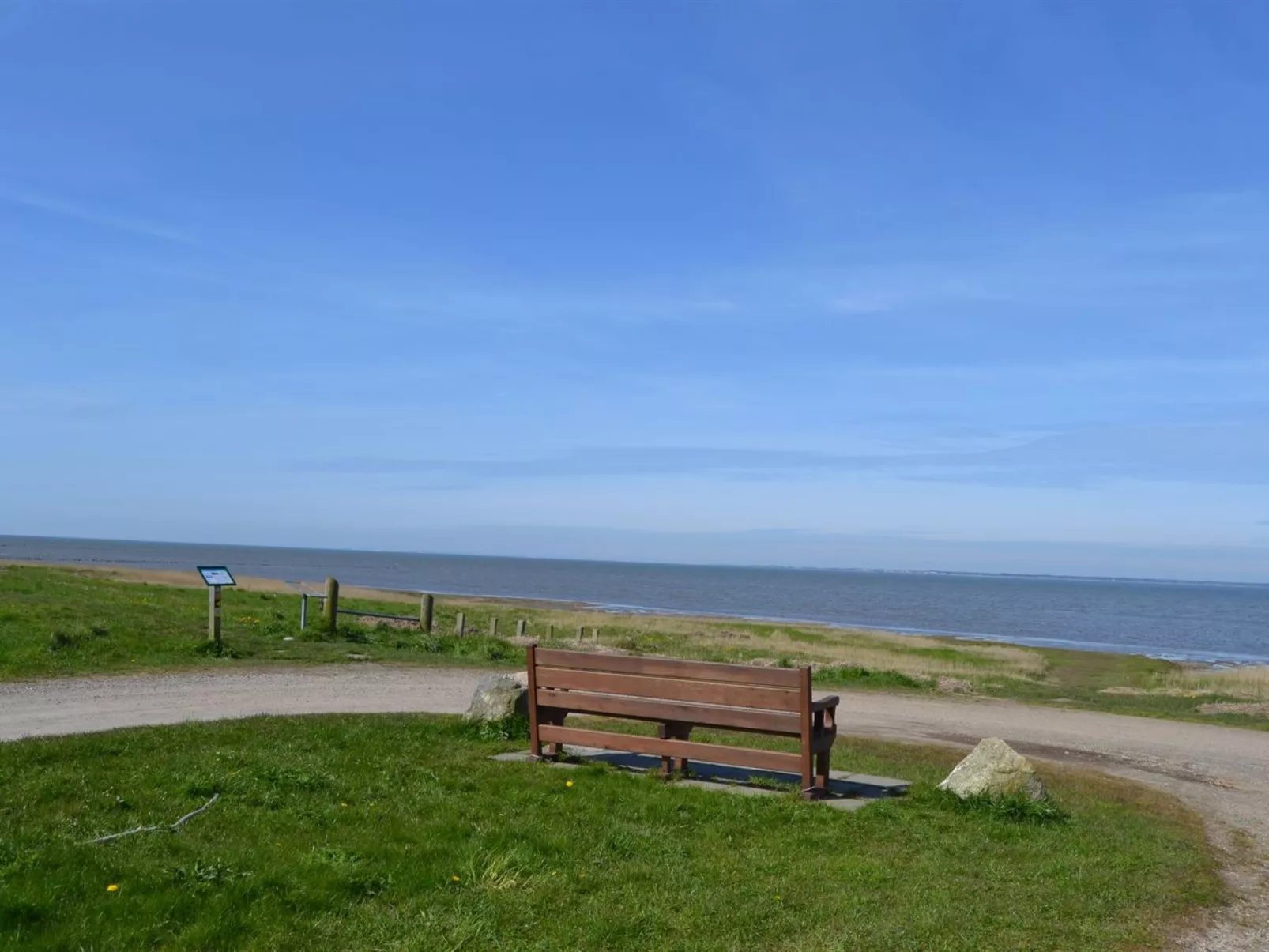 "Adine" - 13km from the sea-Buiten