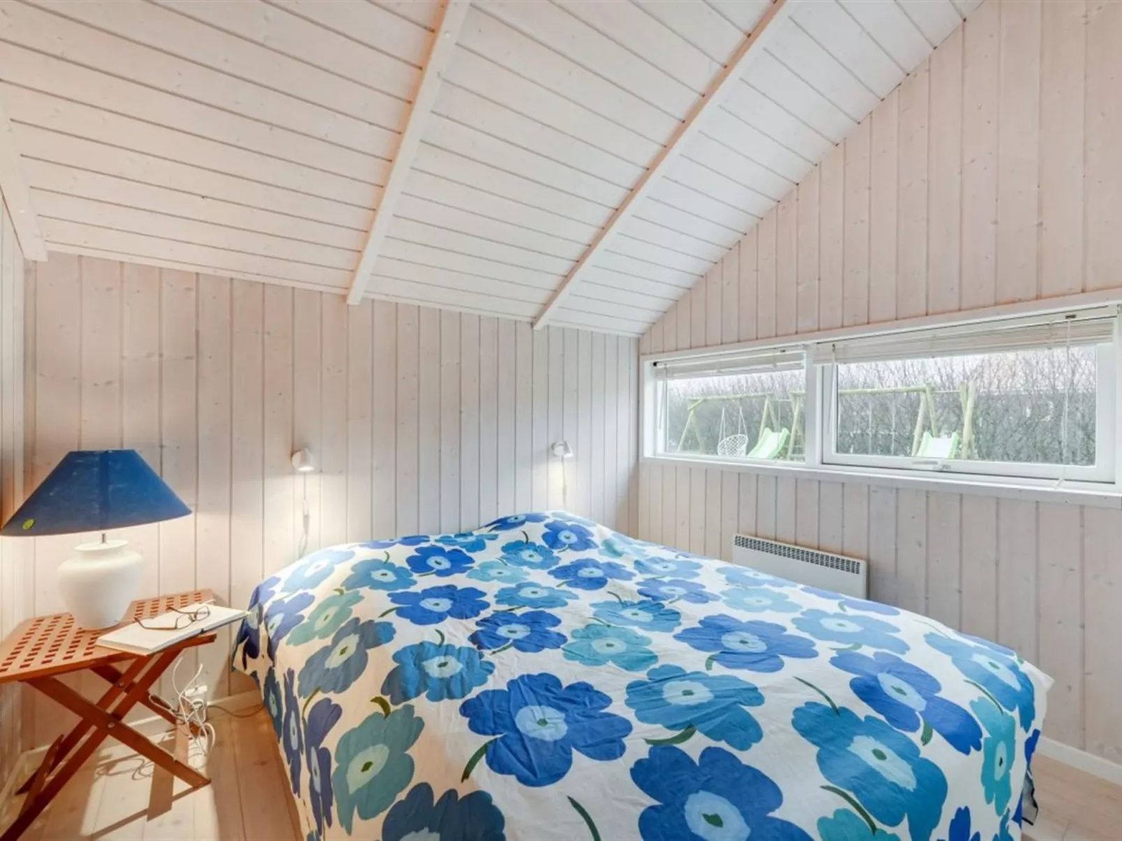 "Clarina" - 800m to the fjord-Binnen