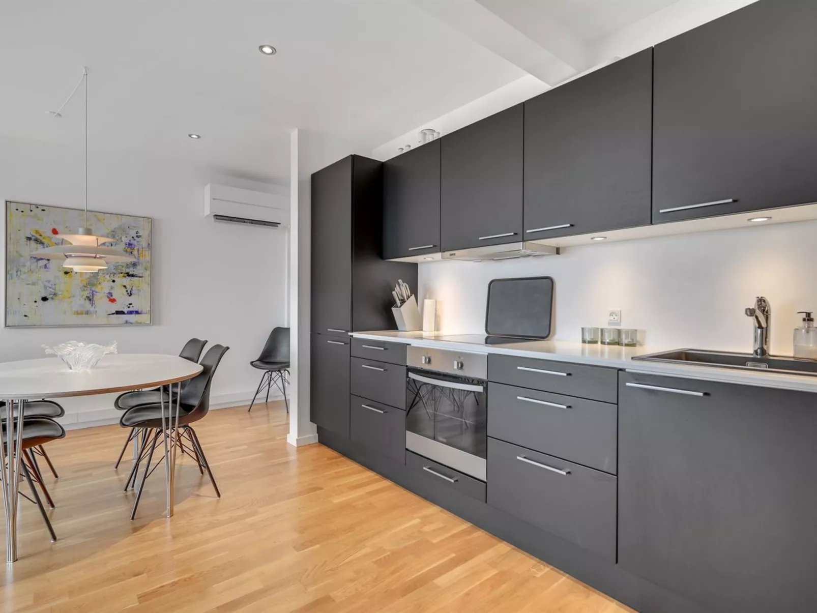 "Monia" - 20m from the sea