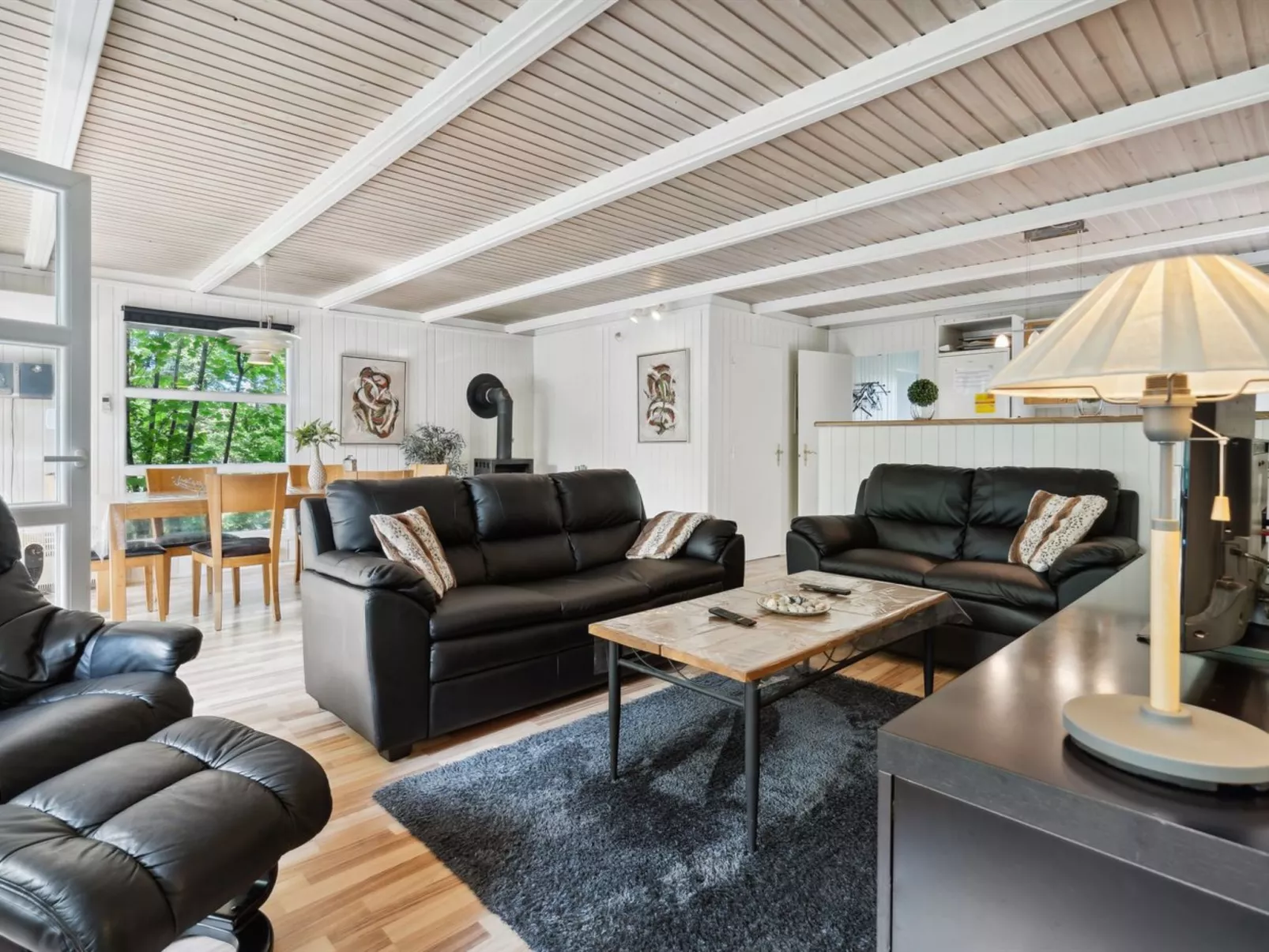 "Aki" - 30km from the sea-Binnen