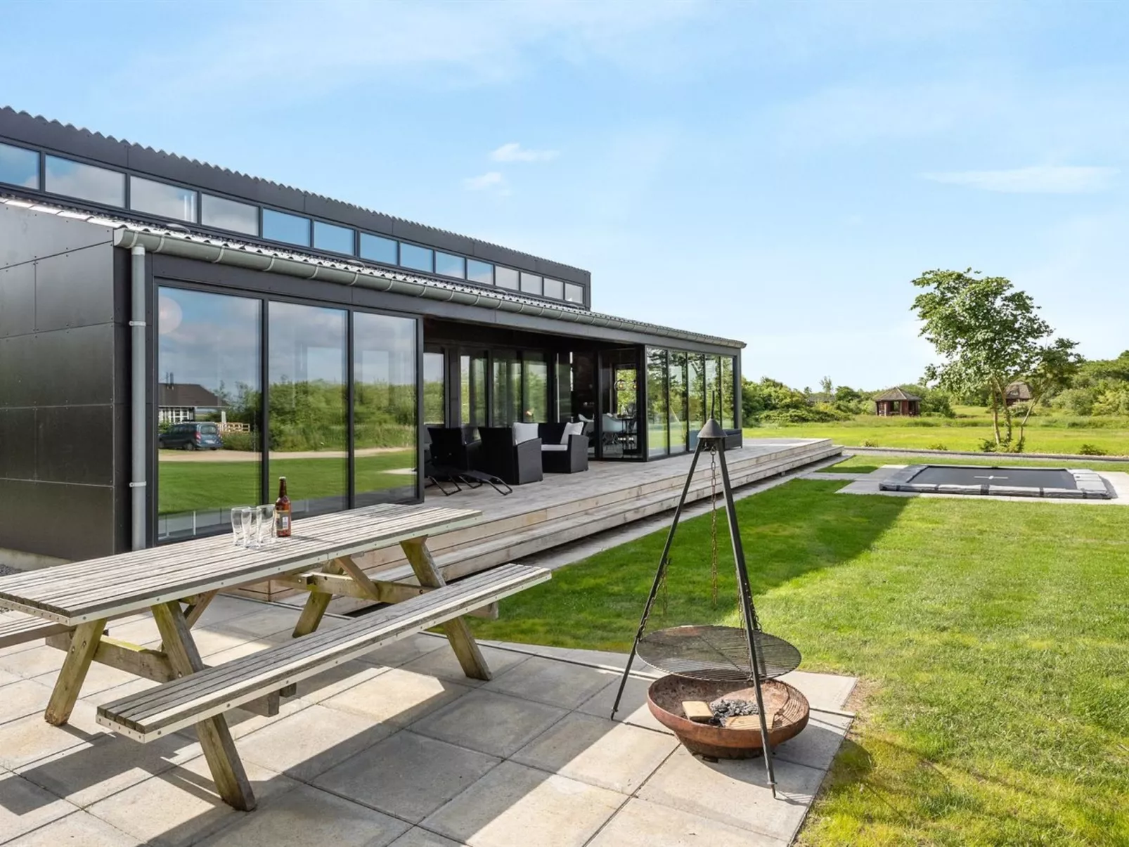 "Emilie" - 250m to the fjord-Buiten