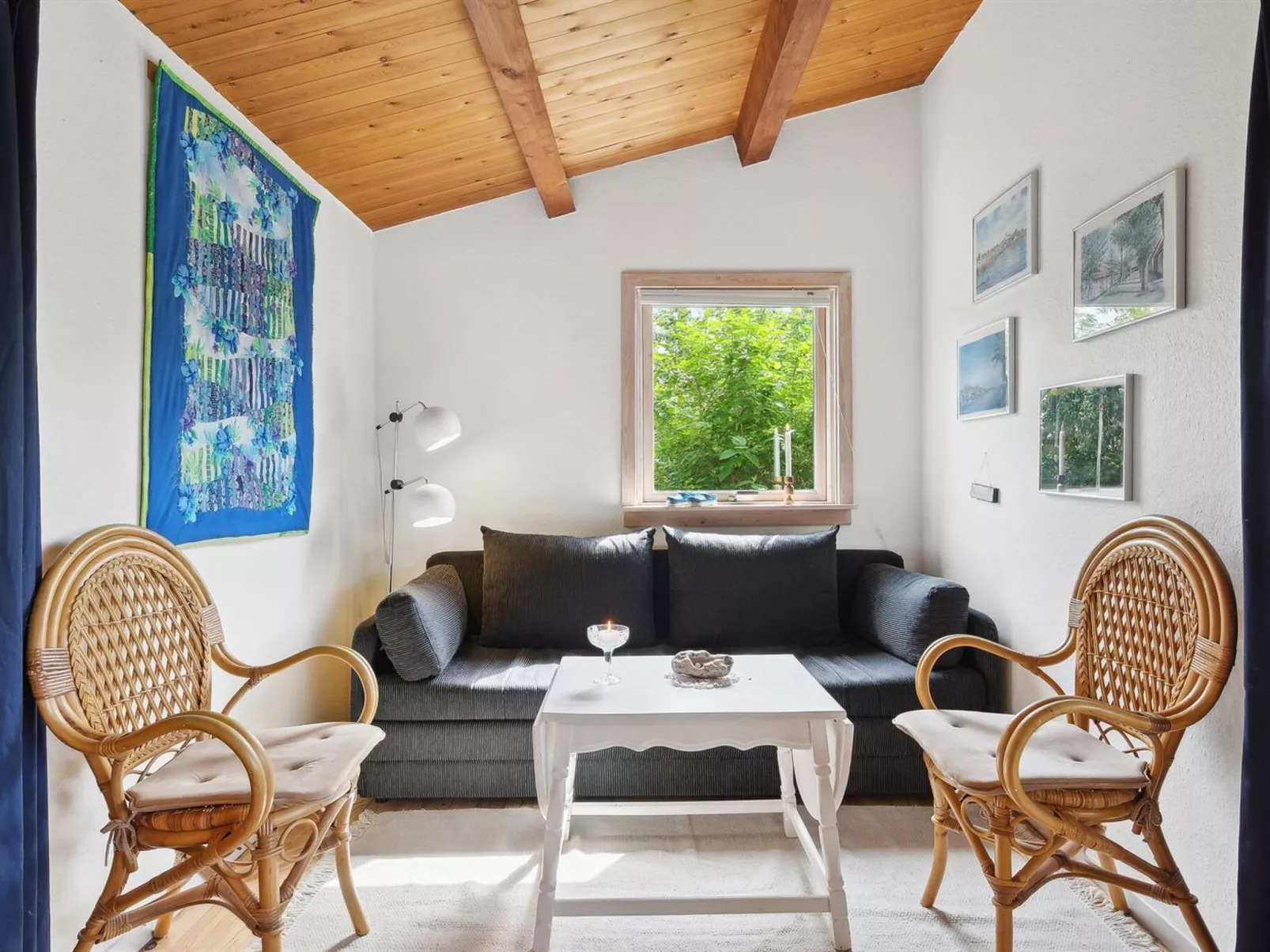 "Felicity" - 250m from the sea-Binnen