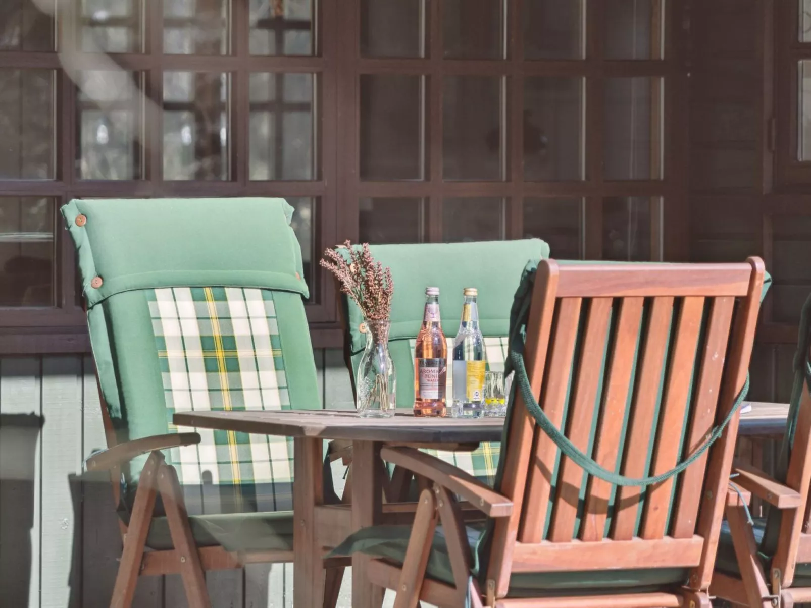 "Felicity" - 450m from the sea-Buiten