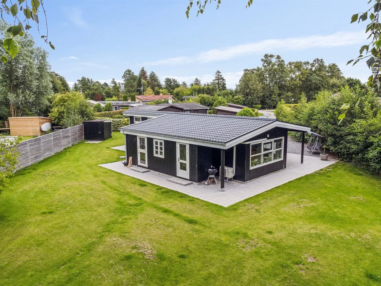 "Merilin" - 300m from the sea-Buiten