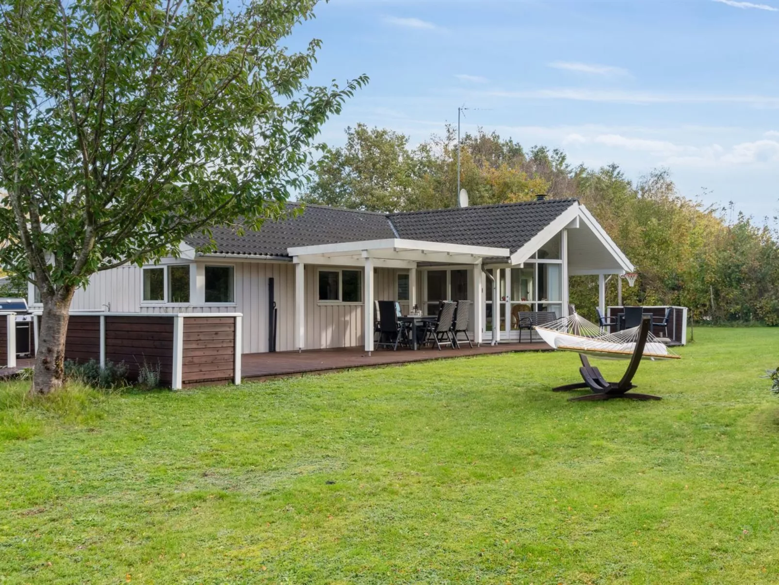 "Hilaria" - 1.4km from the sea-Buiten