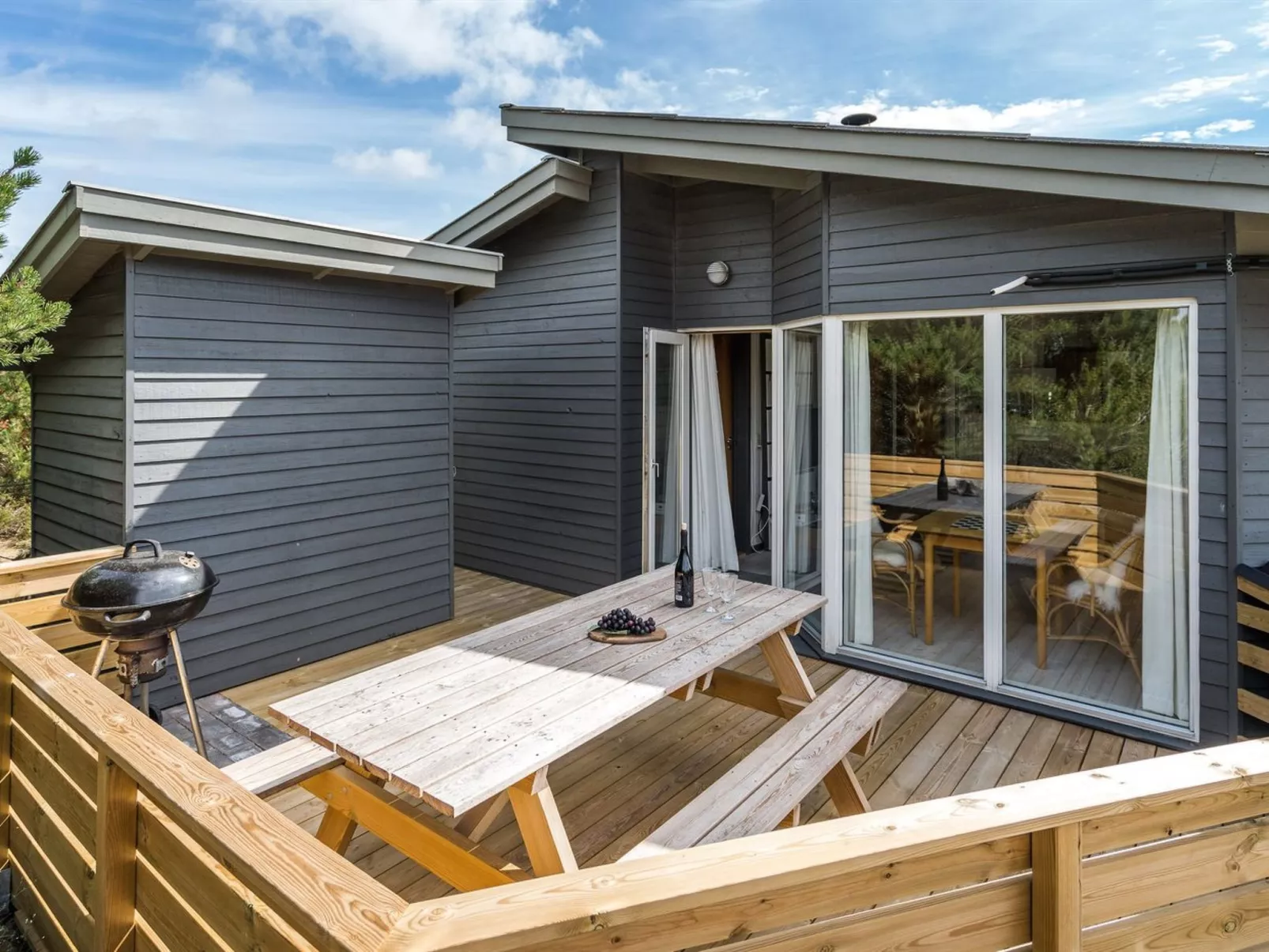 "Floria" - 1.4km from the sea-Buiten