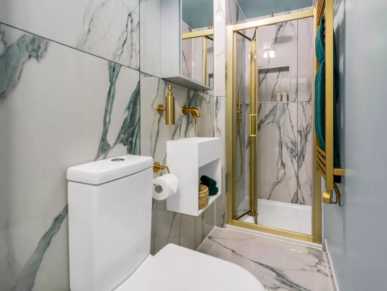 Kensington 1 bedroom apt-Binnen