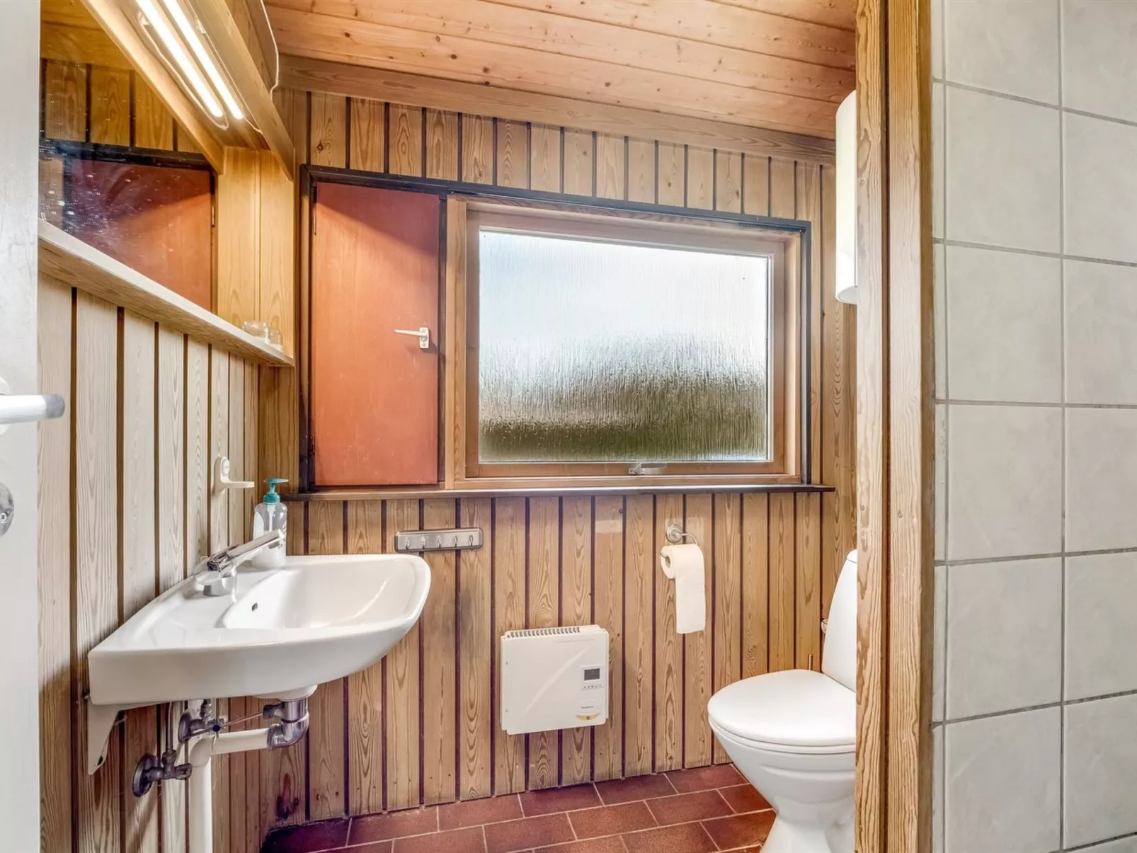 "Krum" - 250m from the sea-Binnen