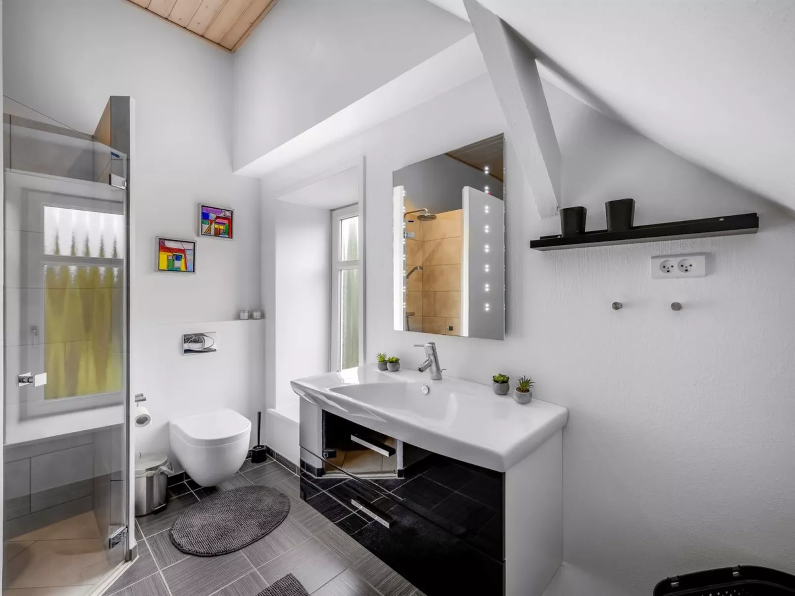 "Amma" - 21km from the sea-Binnen