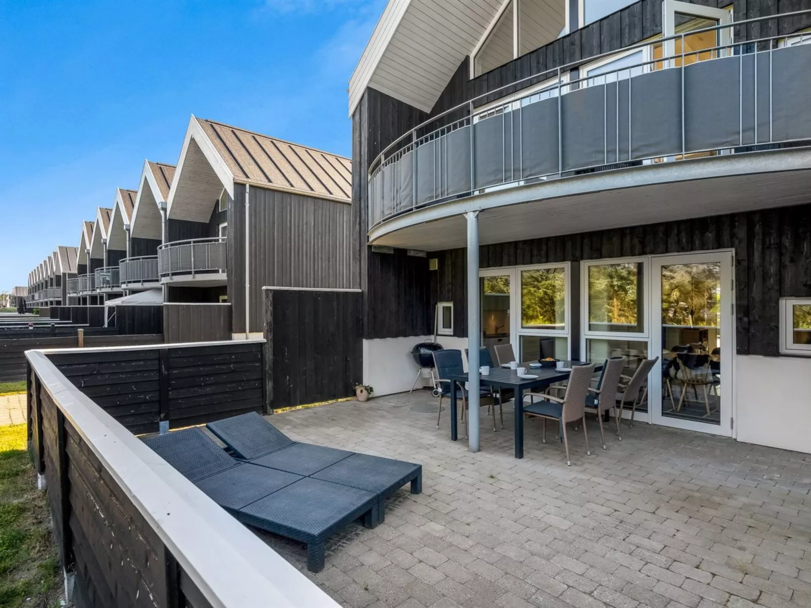 "Flugha" - 600m from the sea-Buiten