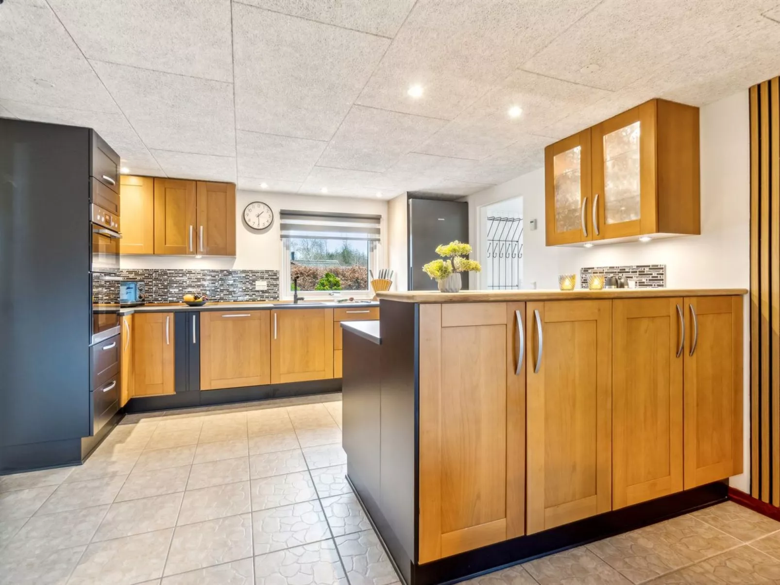 "Fidelia" - 400m from the sea-Binnen