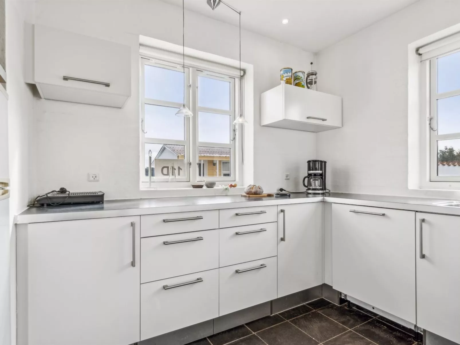 "Birtir" - 200m from the sea-Binnen