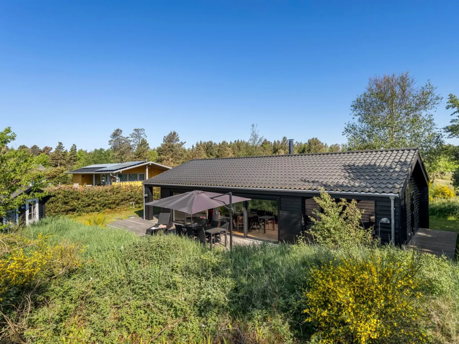 "Einette" - 100m from the sea-Buiten