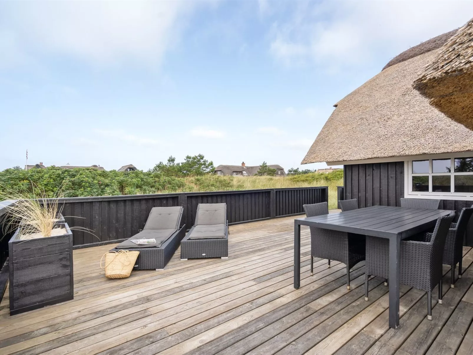 "Kajin" - 200m from the sea-Buiten