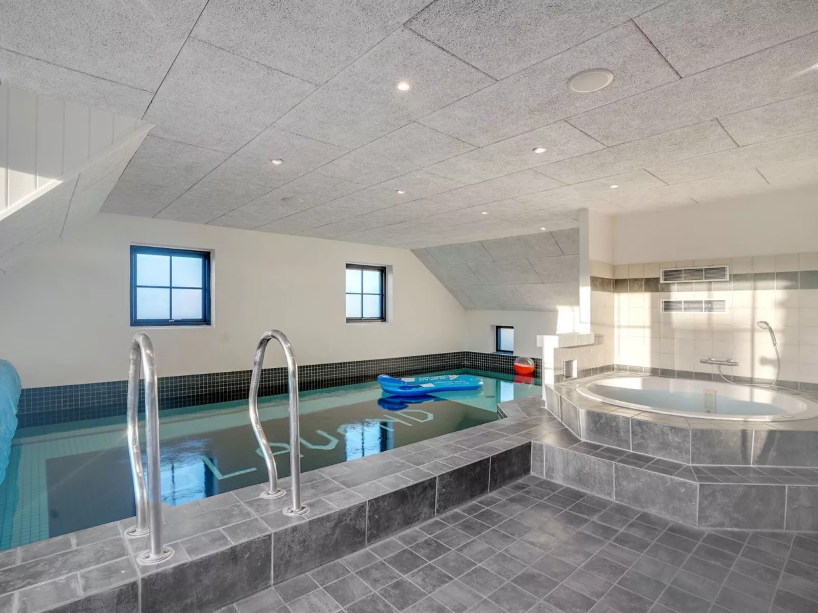 "Oskari" - 1.3km from the sea-Buiten