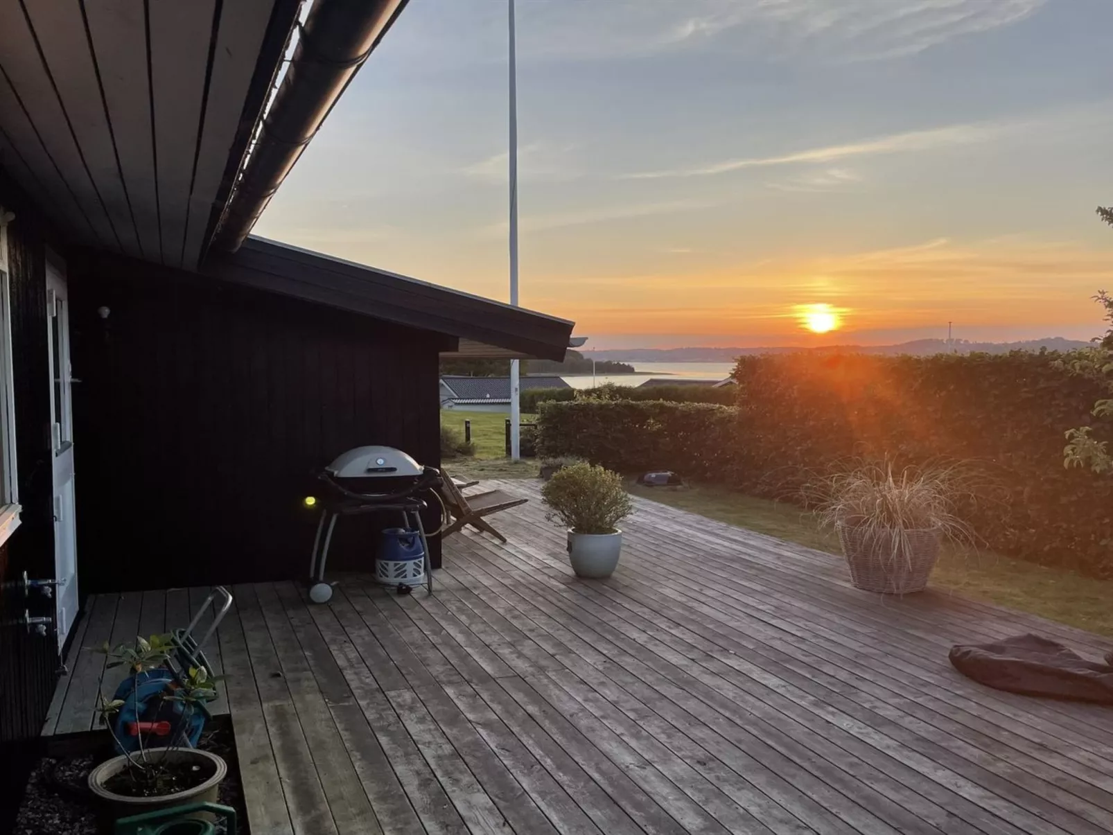 "Stiane" - 100m to the fjord-Buiten