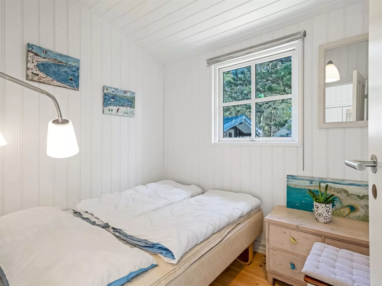 "Hellena" - 700m from the sea-Binnen