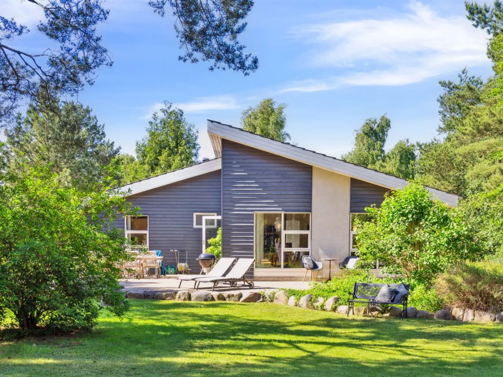 "Romil" - 2.1km from the sea-Buiten