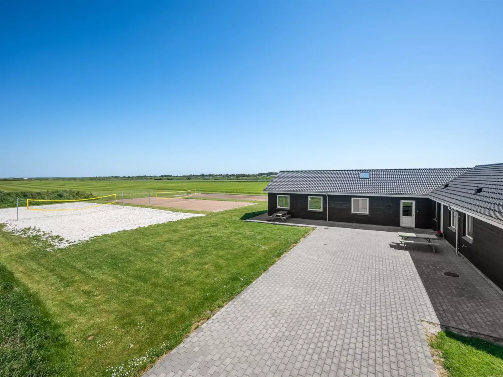 "Germund" - 770m from the sea-Buiten