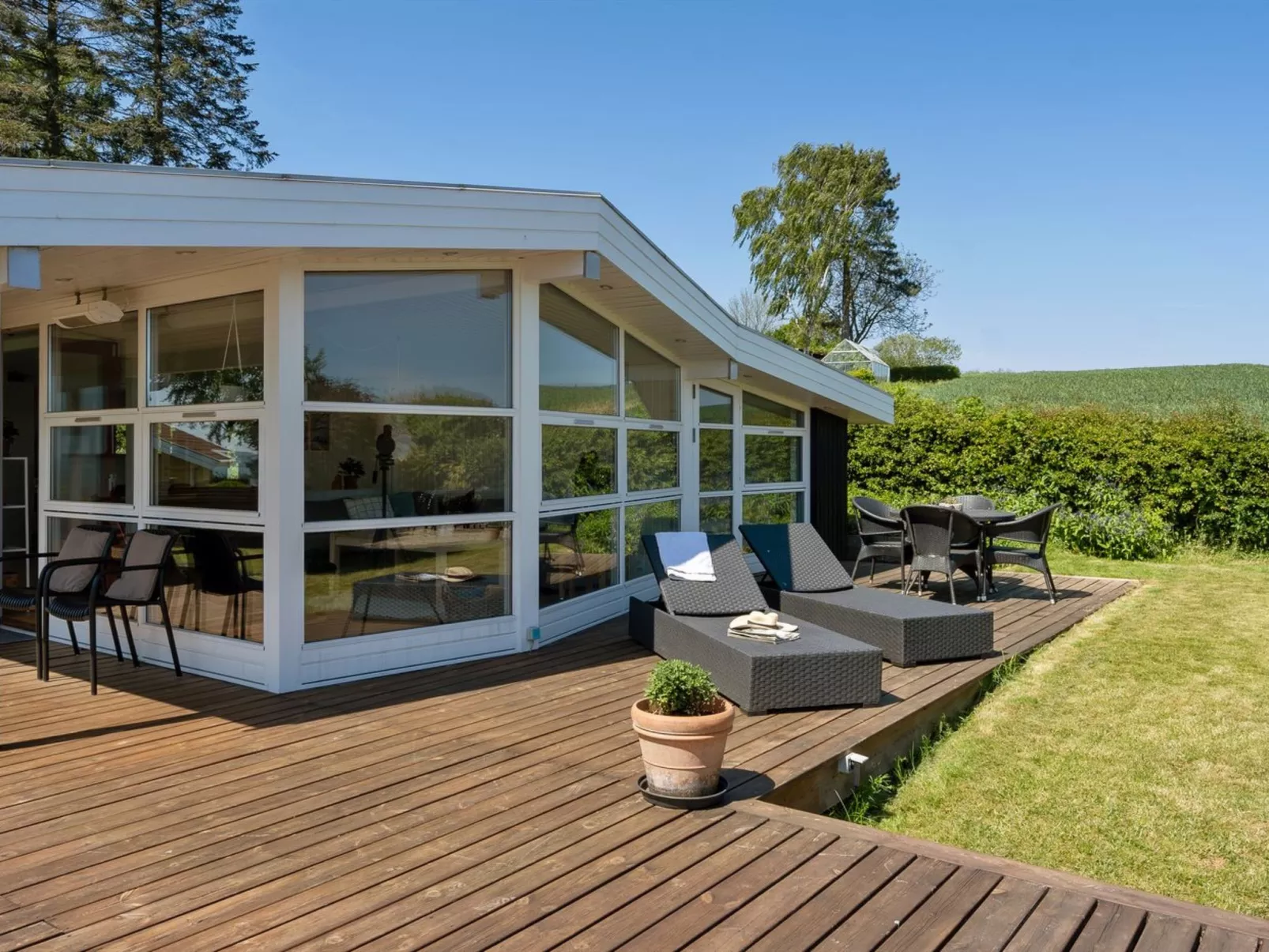 "Fokke" - 450m from the sea-Buiten