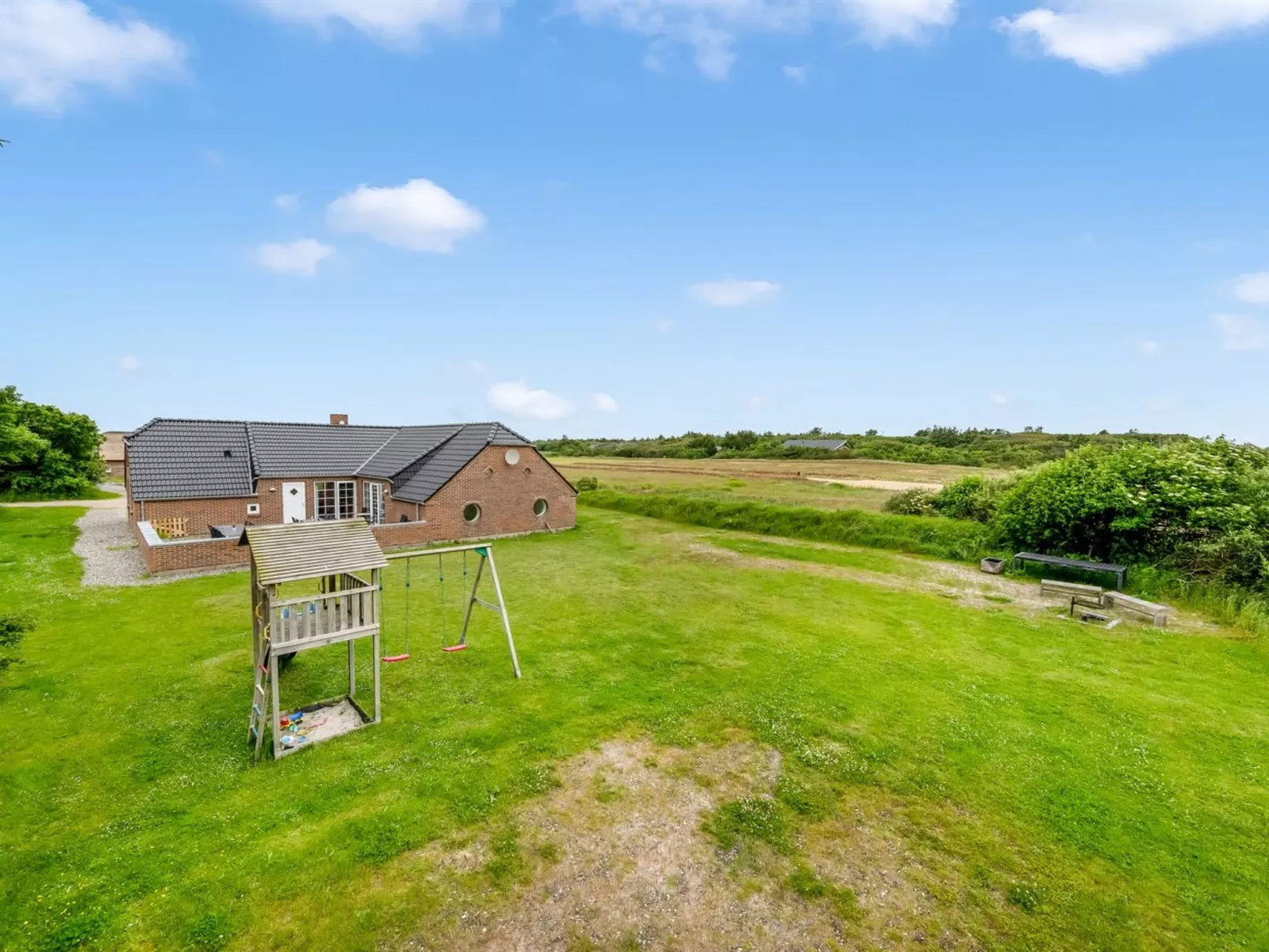 "Botmar" - 1.5km from the sea-Buiten