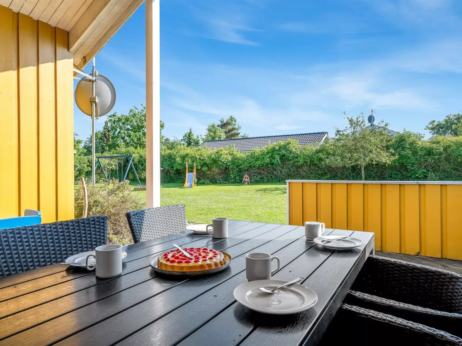 "Guja" - 250m from the sea-Buiten