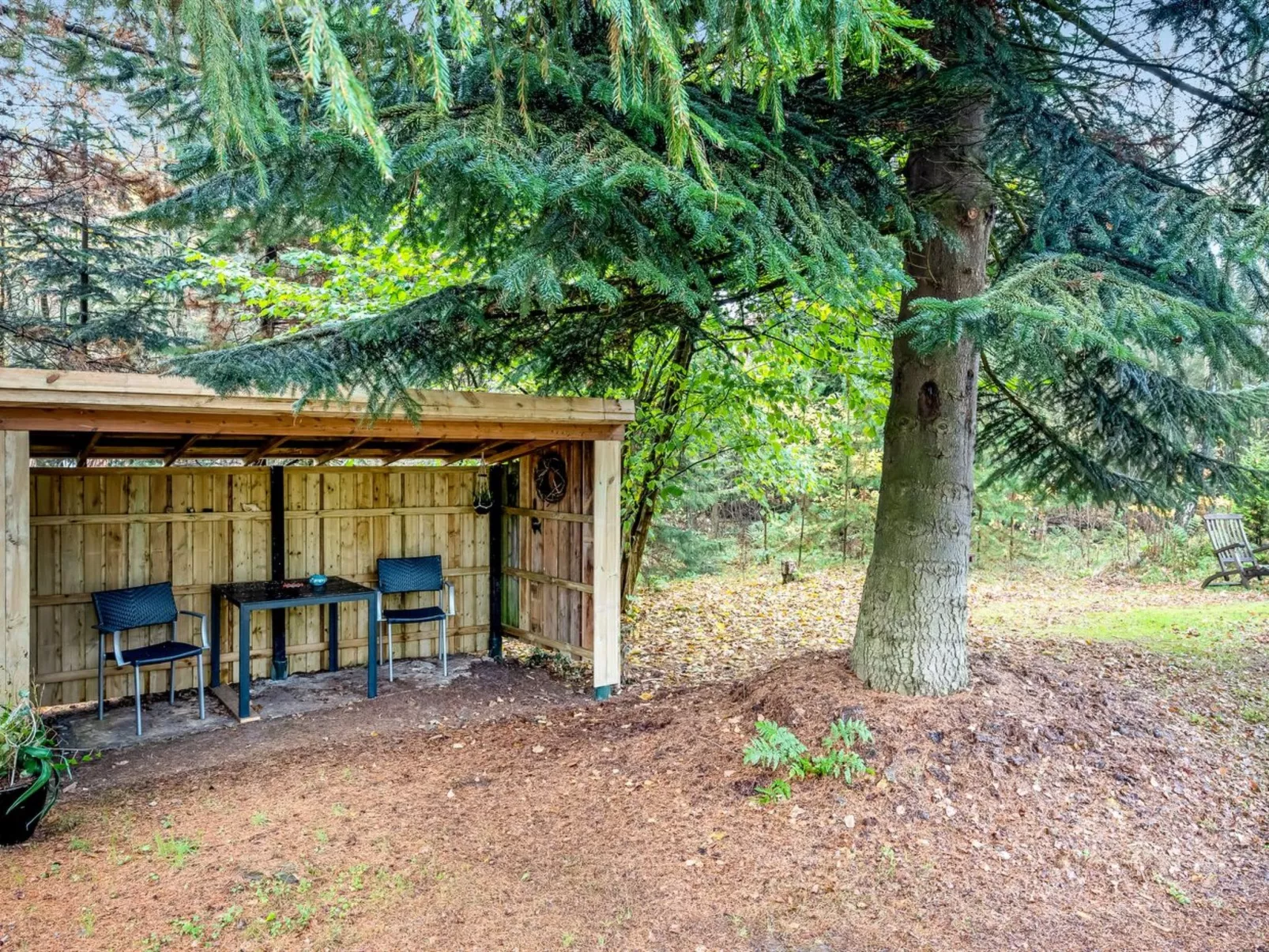 "Marthine" - 650m to the fjord-Buiten