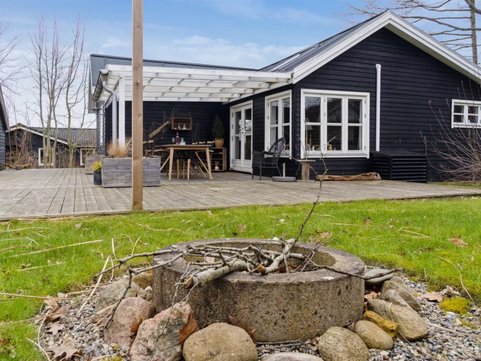 "Aksinja" - 700m from the sea-Buiten