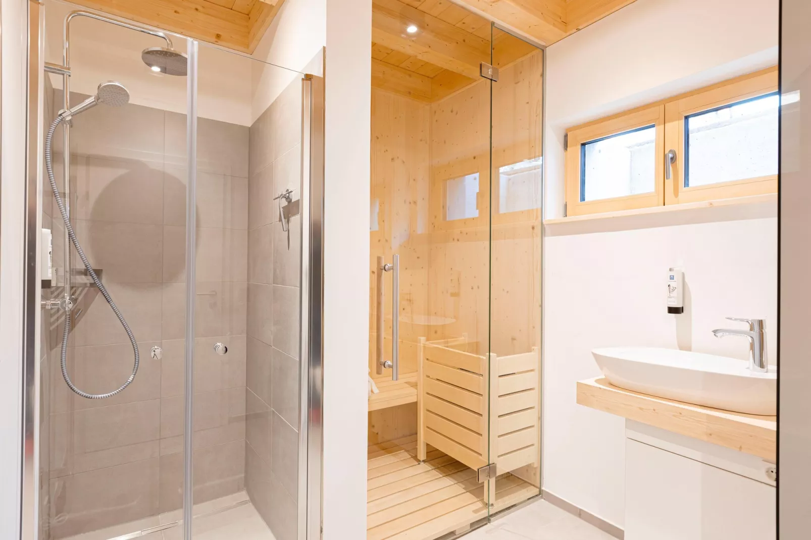 Rehfugium Lachtal 6-Badkamer