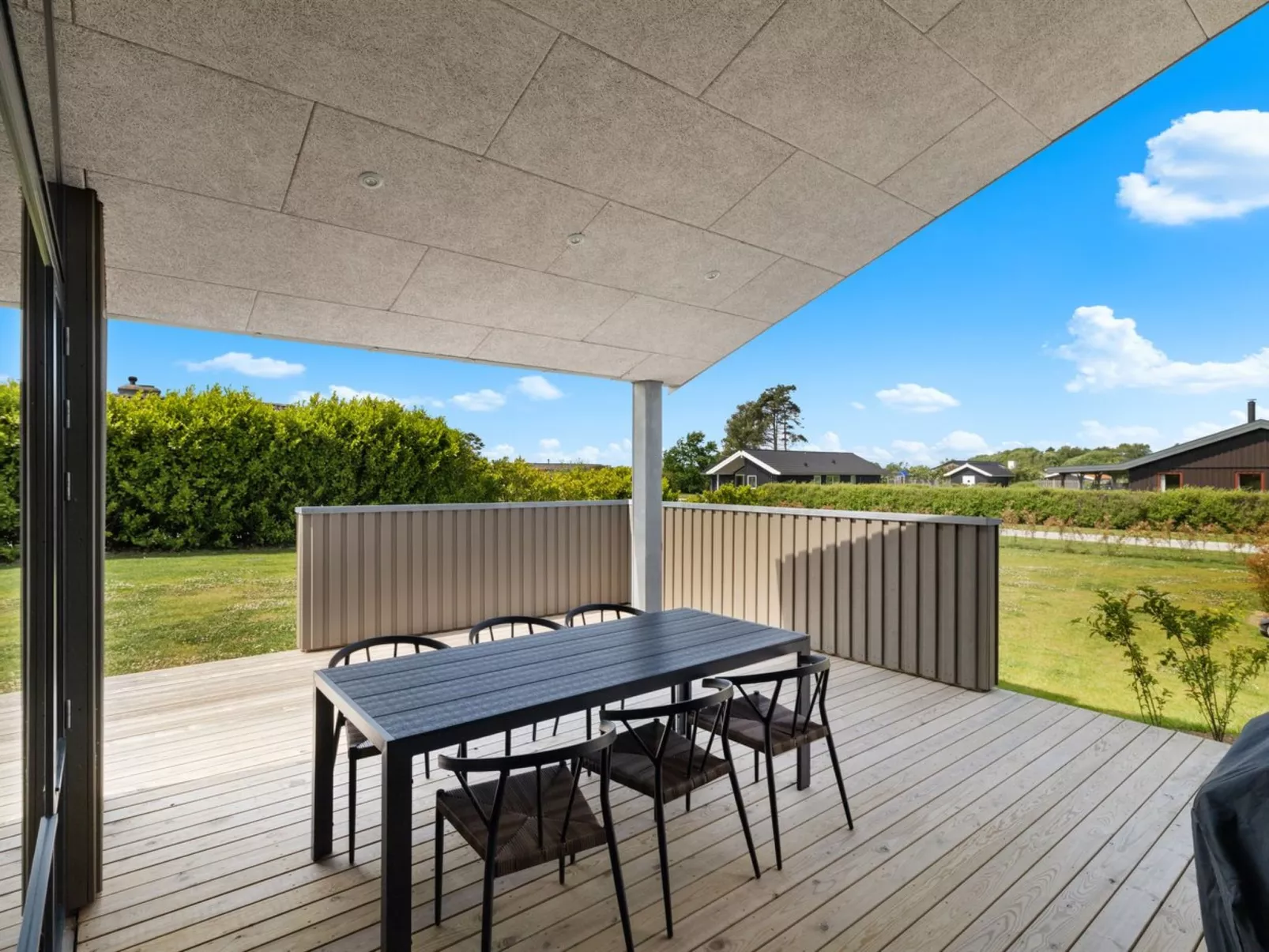 "Tydkil" - 250m from the sea-Buiten