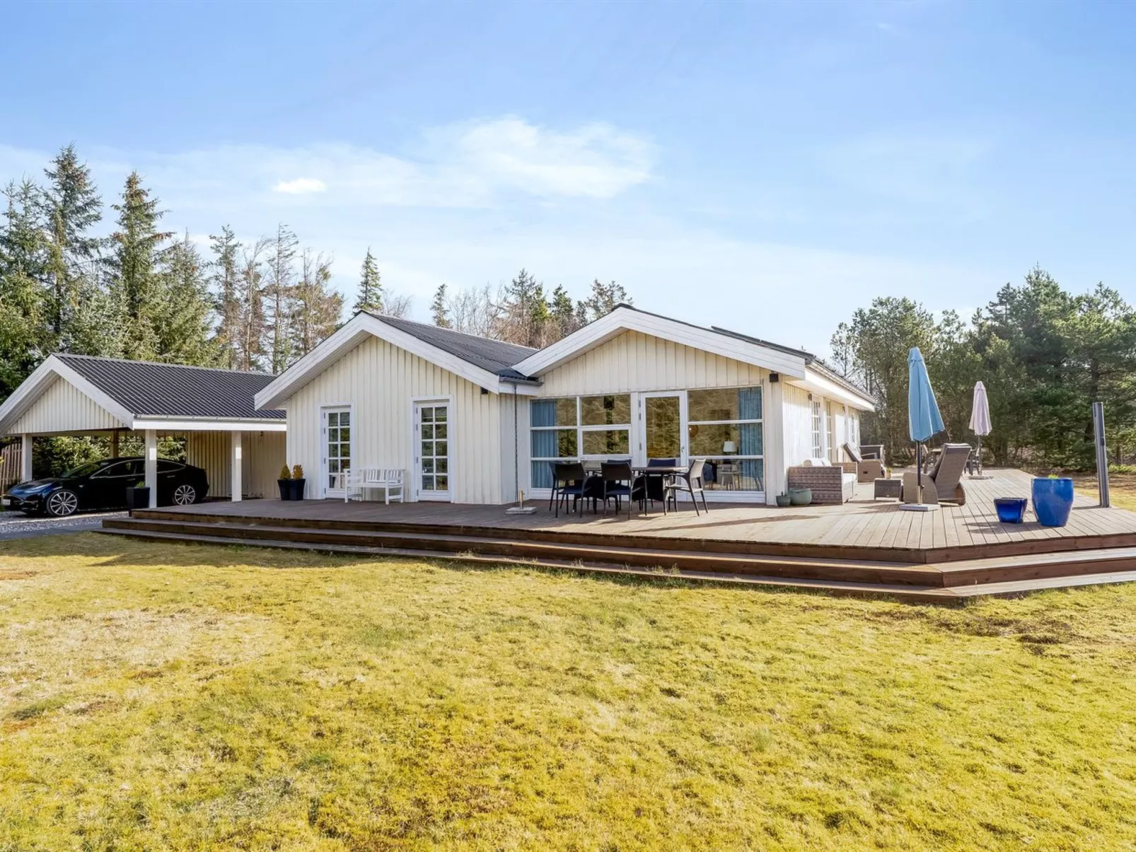 "Toska" - 3km from the sea-Buiten