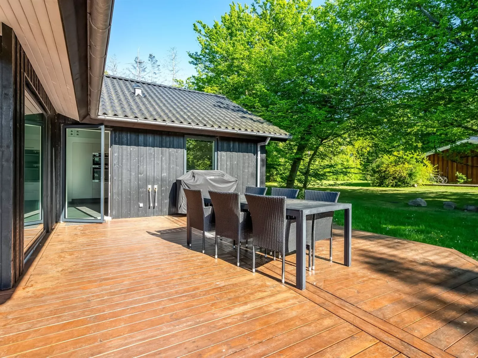 "Erlinda" - 300m from the sea-Buiten