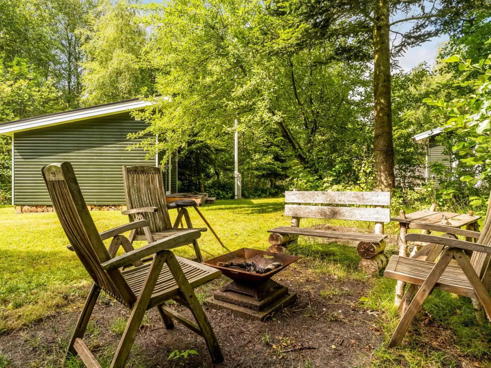 "Elisabete" - 200m to the fjord-Buiten