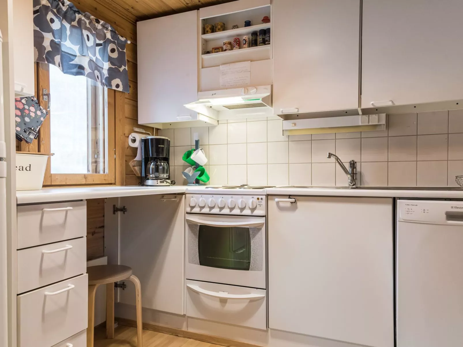 Tunturipöllö (huoneisto 902)-Binnen