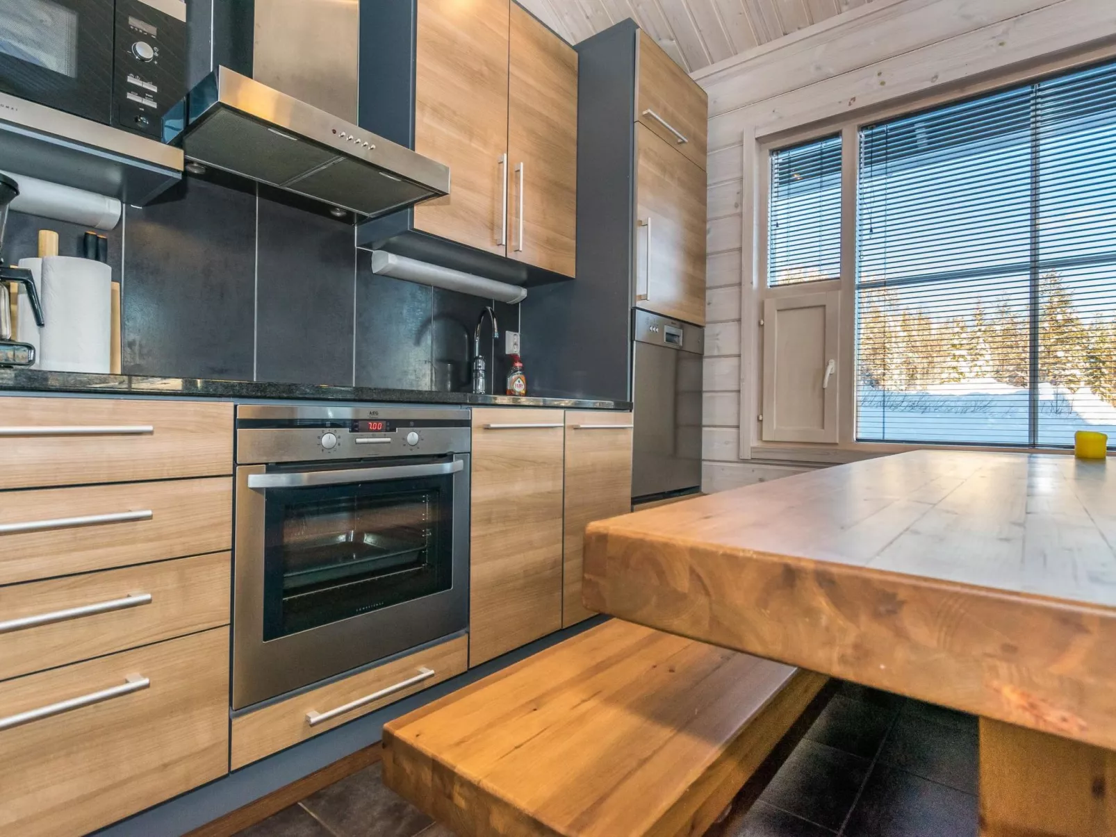 Aurinko-saaga 6 paritalo-Binnen