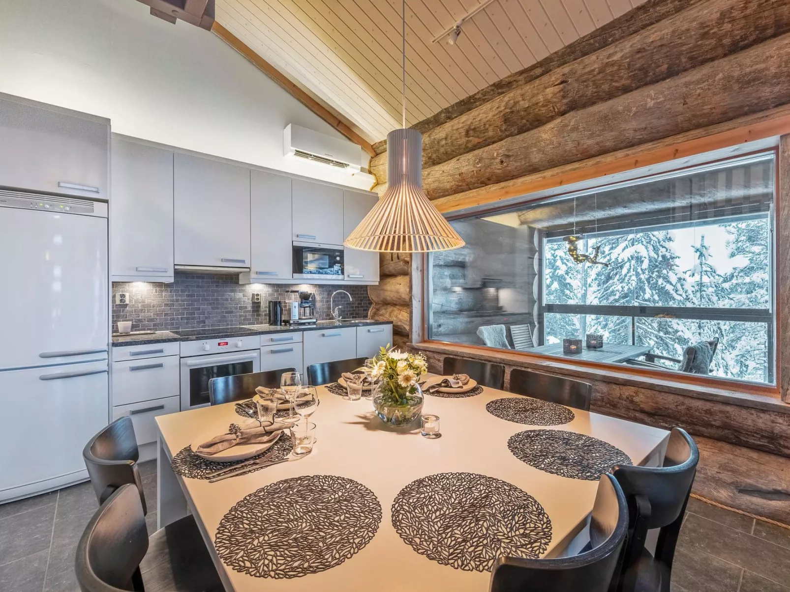 Villa rytilampi b-Binnen