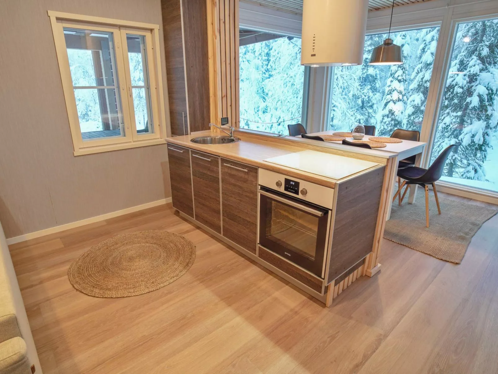 Iso-karpalo b-Binnen