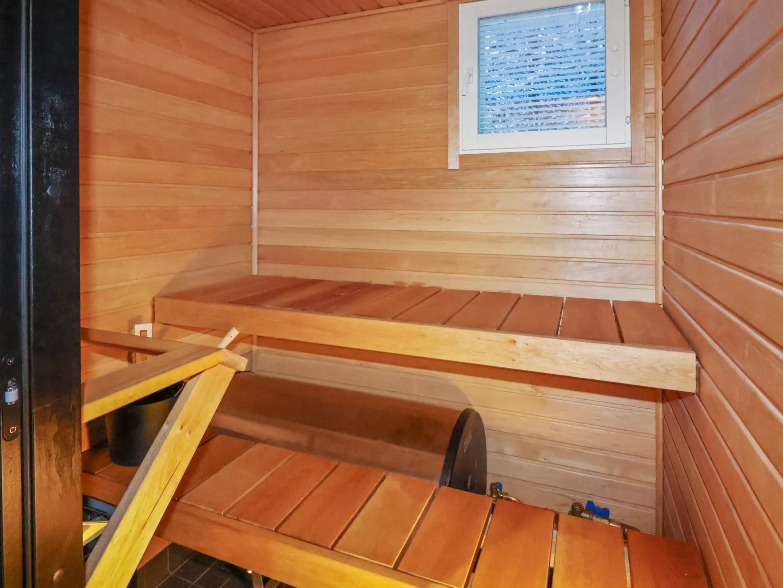 Hossanmukka 8 b 2-Binnen