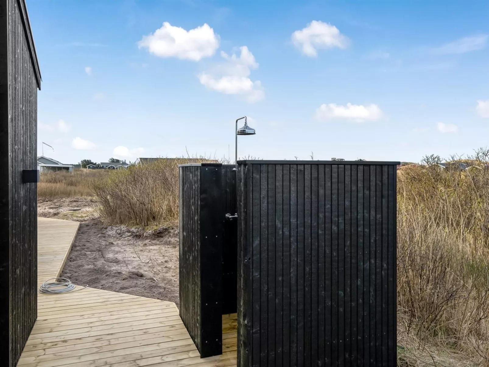 "Jouni" - 200m from the sea-Buiten