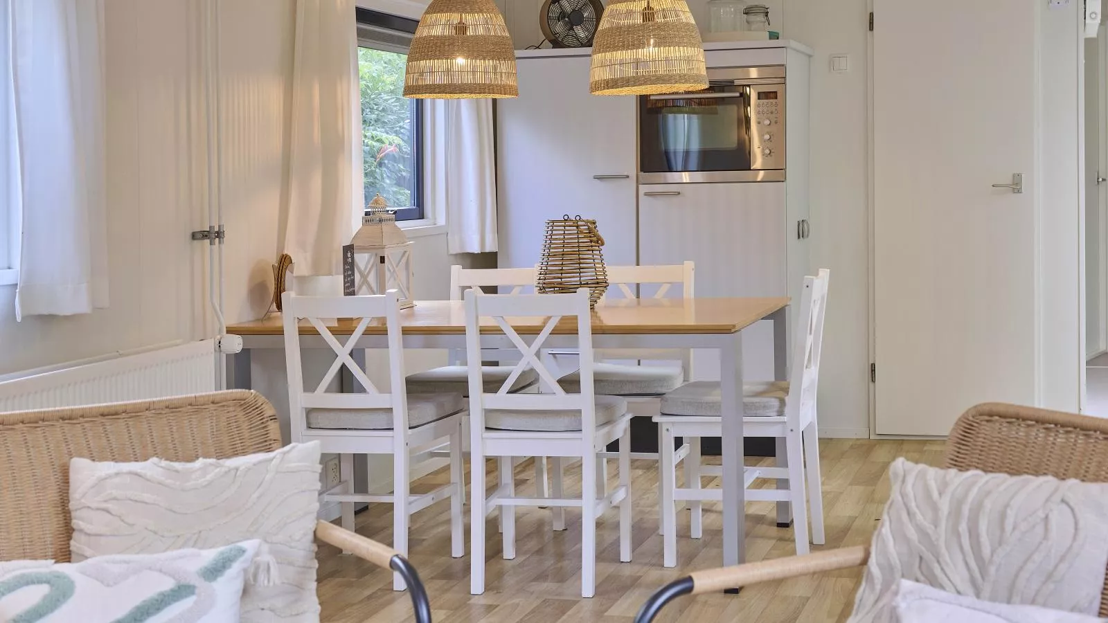 Chalet Sea Birds-Eetkamer