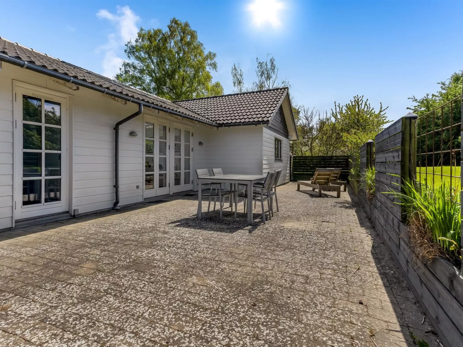 "Prohor" - 150m from the sea-Buiten