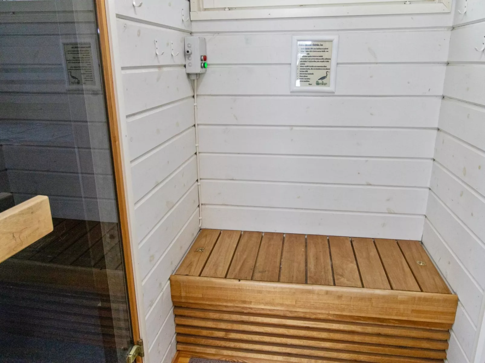 Sauna boat haikara-Binnen