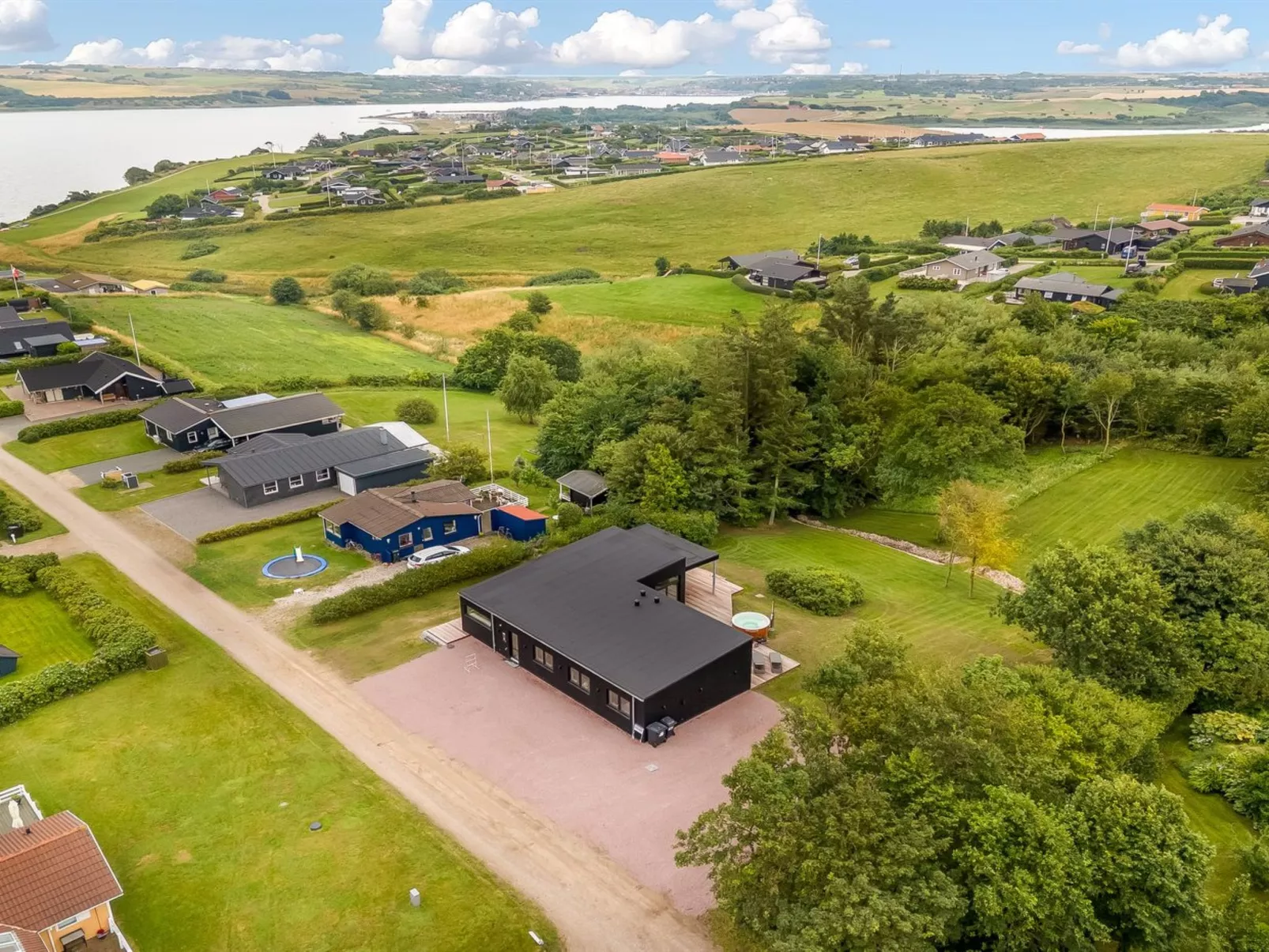 "Stjerne" - 300m to the fjord-Buiten