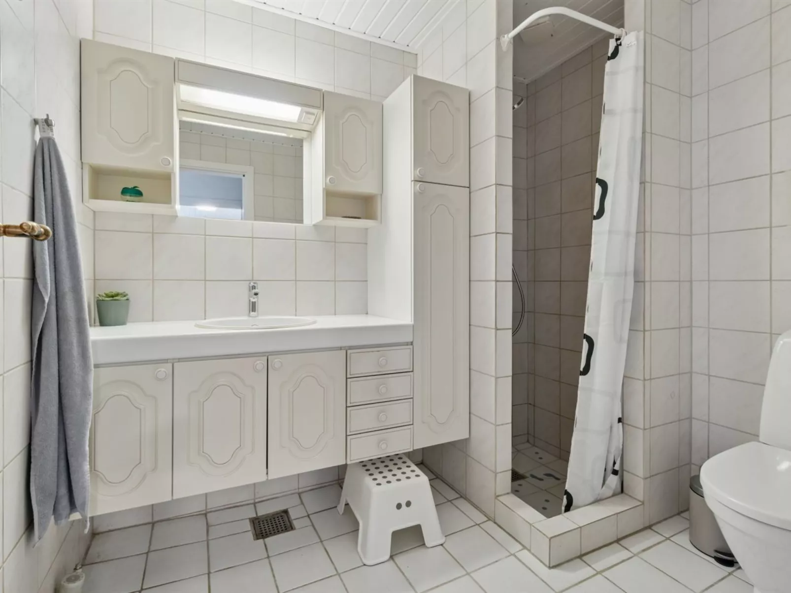 "Agny" - 2.2km from the sea-Binnen