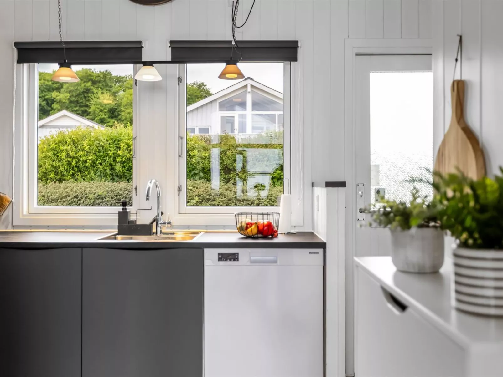 "Fraja" - 300m from the sea-Binnen