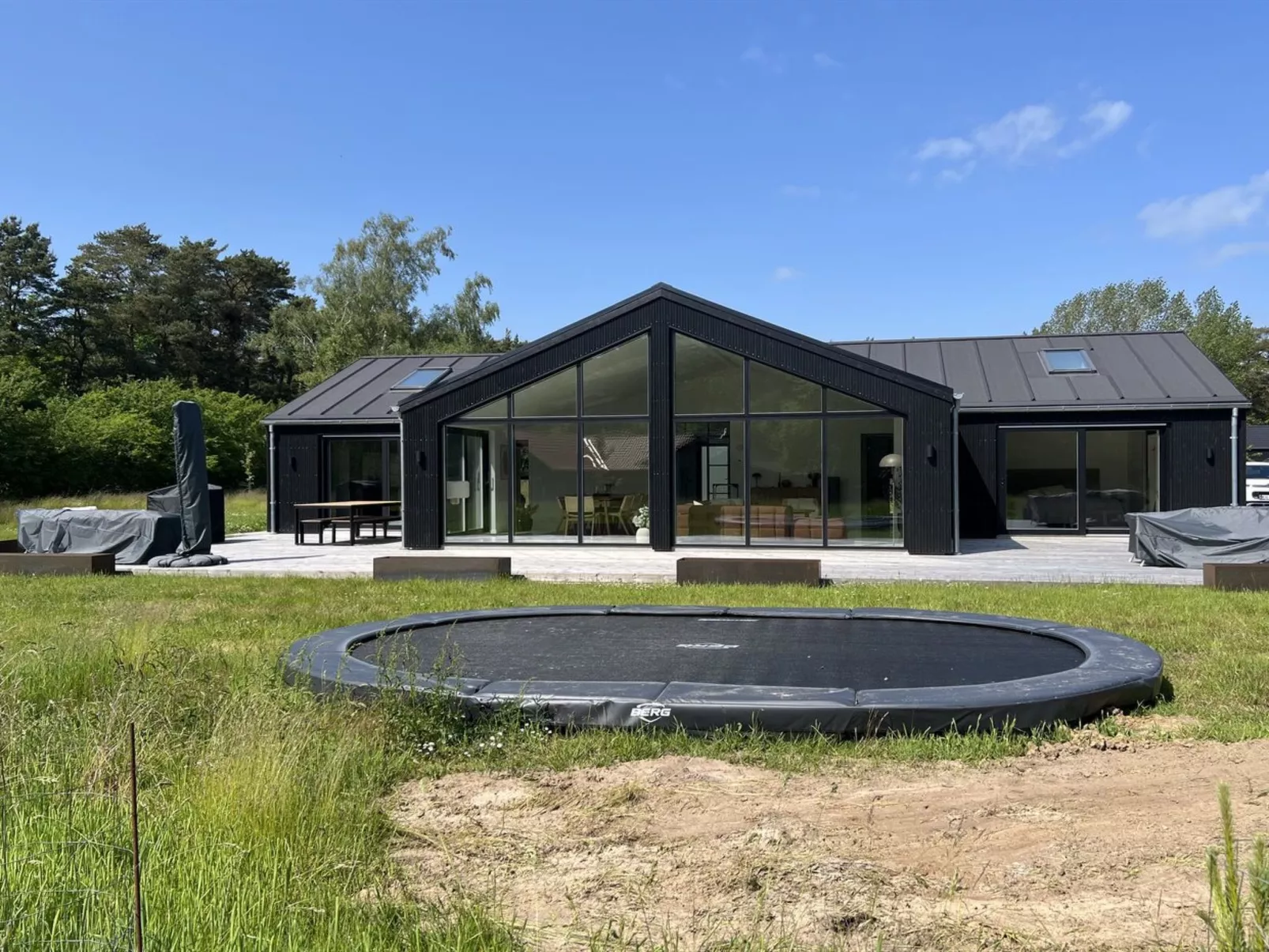 &quot;Tove&quot; - 350m from the sea-Buiten