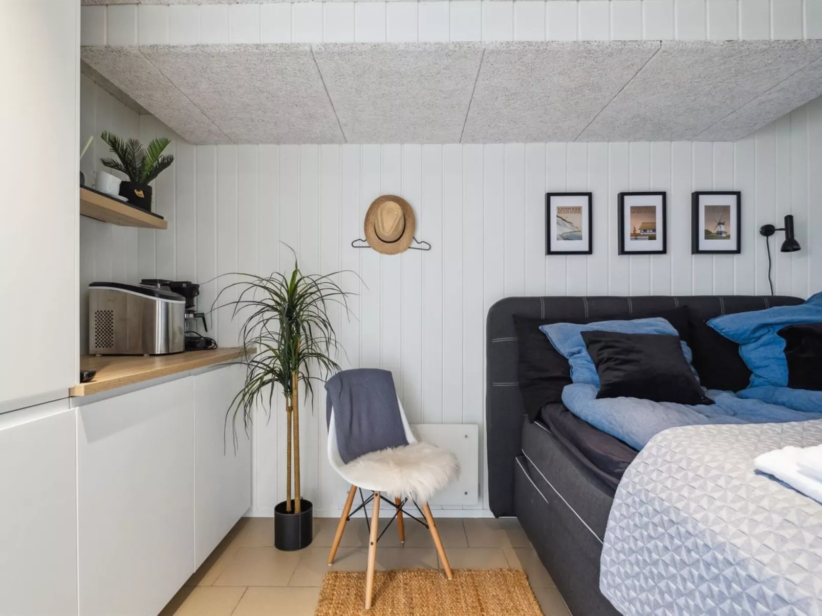 "Sinika" - 100m from the sea-Binnen