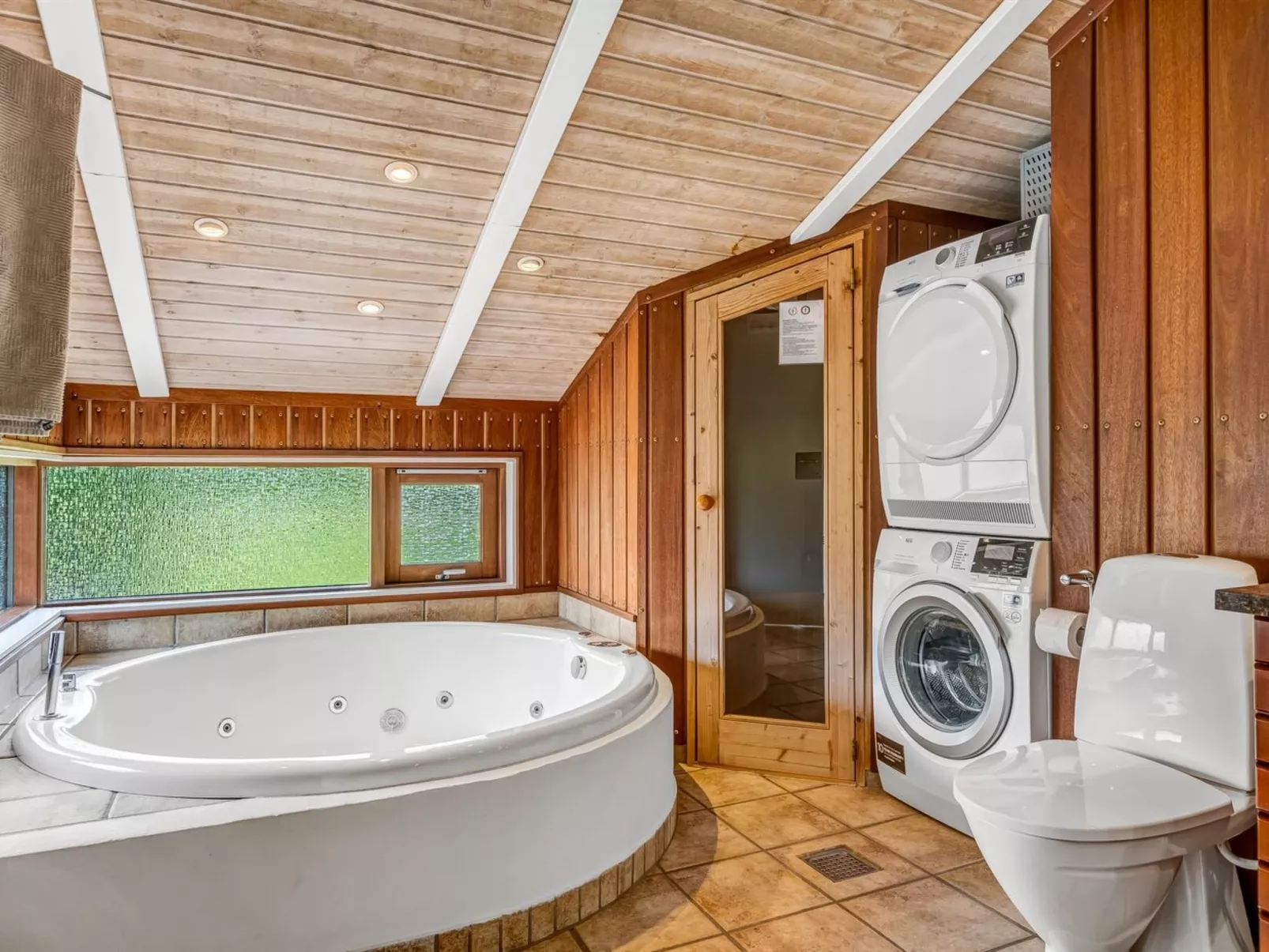 "Ayda" - 275m from the sea-Binnen